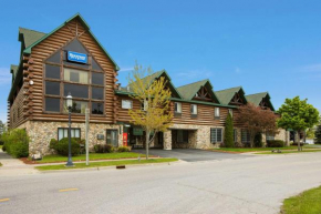 Rodeway Inn & Suites Mackinaw City – Bridgeview